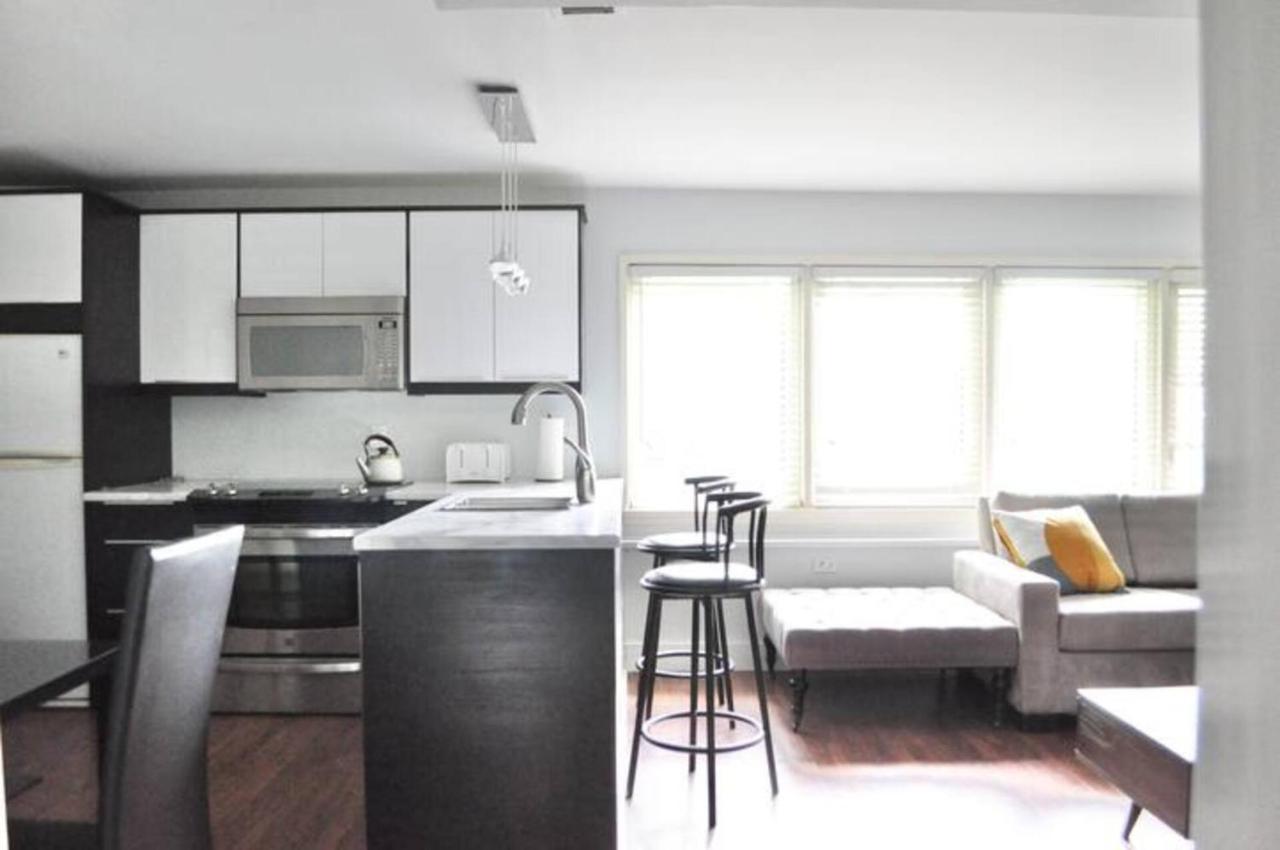 Cozy 1 Bd Suite Centrally Located North Vancouver Eksteriør billede